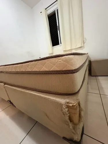 Doação de cama queen e sofá retrátil