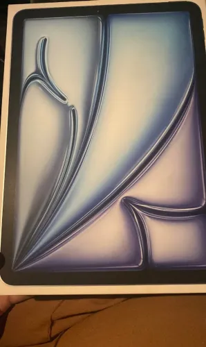 iPad 11 (M3) - NOVO! 128g