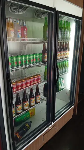 Geladeira expositora