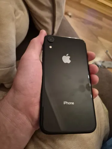 iPhone XR 128GB Preto - Único Dono (Excelente Estado)