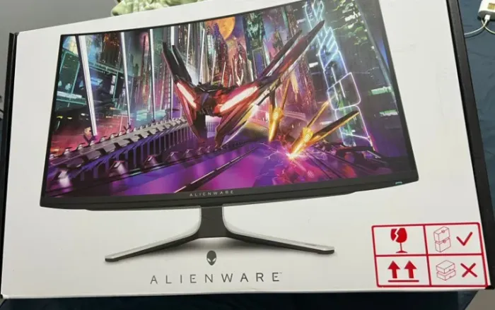 Monitor DELL Alienware 32'' OLED 4K LACRADO