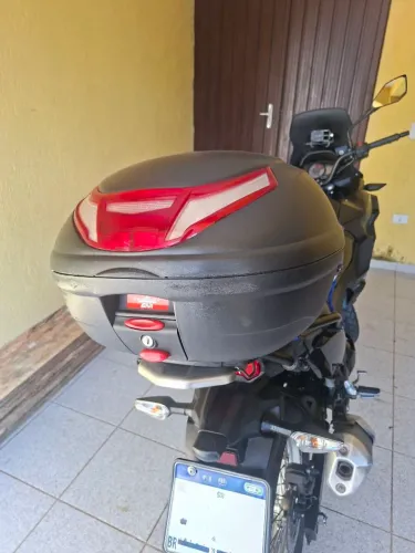 Baú Givi