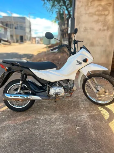 Vende-se moto