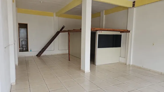 Aluga-se Ponto Comercial - Parque das Nações