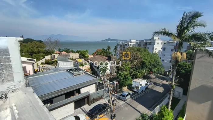Apartamento 2 quartos no Bom Abrigo