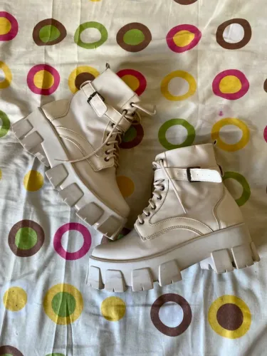 Bota tratorada