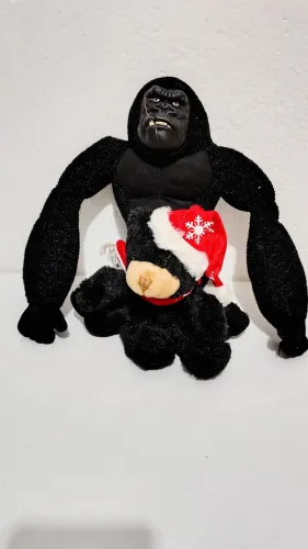 Pelúcia King Kong Vintage outro ursinho de Natal.