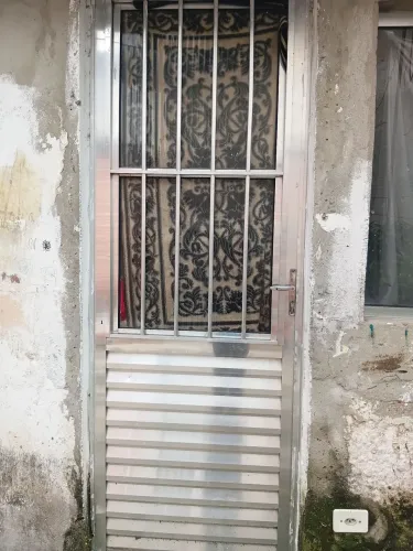 Porta de alumínio