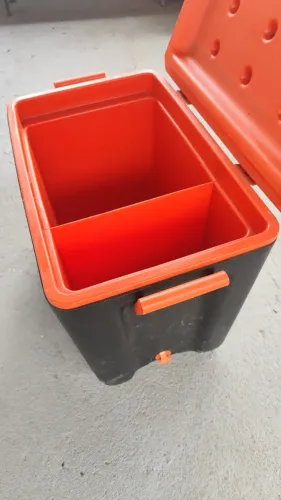 Caixa Térmica Jaguermeister 26,50 litros