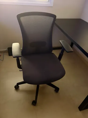 CADEIRA DE ESCRITÓRIO PREMIUM