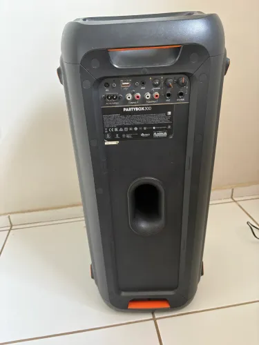 JBL PARTY BOX 300