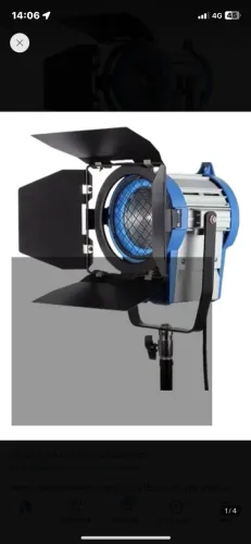 Refletor tipo Fresnel