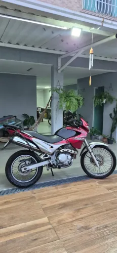Falcon 400 2008 | Apenas 78.000 km | Toda Quitada