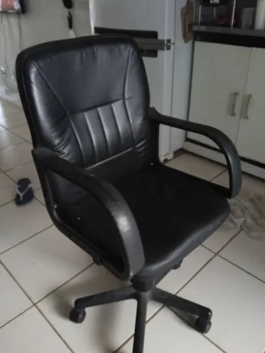 Cadeira Presidente Giratória P/escritório