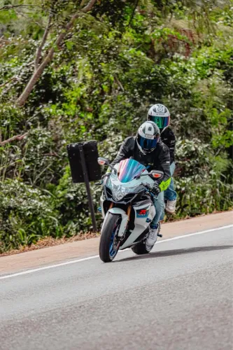 Srad 1000 gsxr 1000 2012