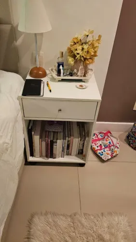 Mesa de cabeceira