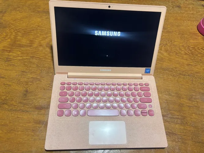 Notebook Samsung Flash F30
