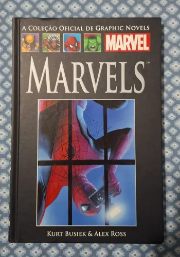 HQ Marvels - Kurt Busiek & Alex Ross
