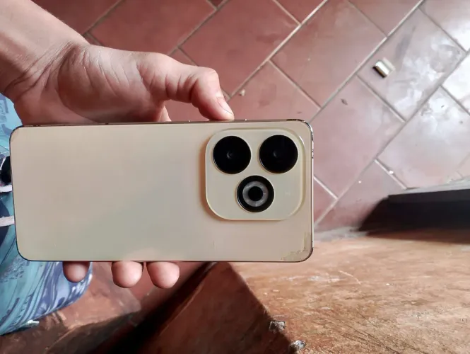 Infinix smart 8