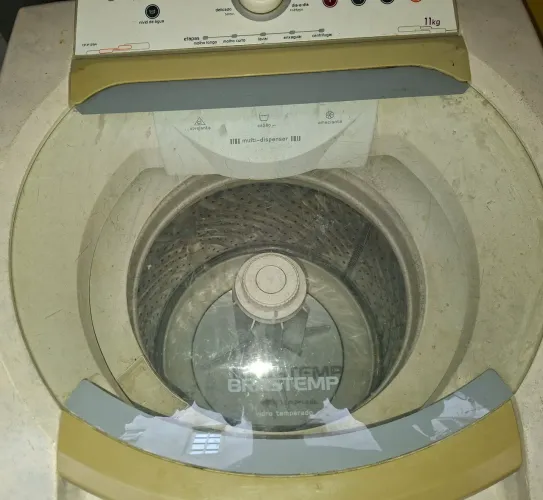 Brastemp 11Kg Maquina de lavar e centrifugação.