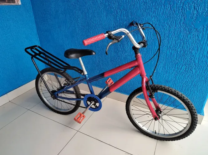 Bicicleta infantil aro 20 montadinha