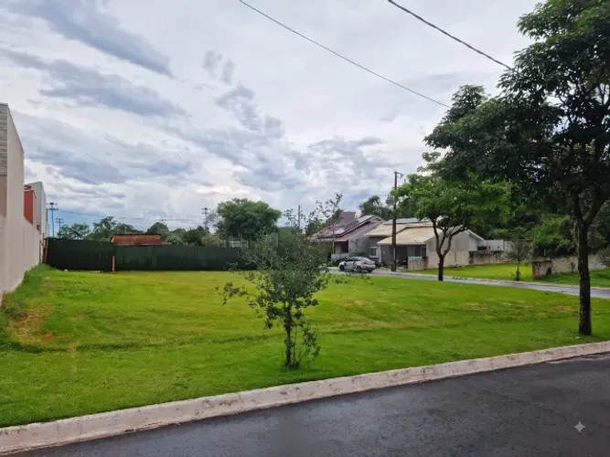 Terreno 525m² condomínio fechado Araras - Foz do Iguaçu/PR