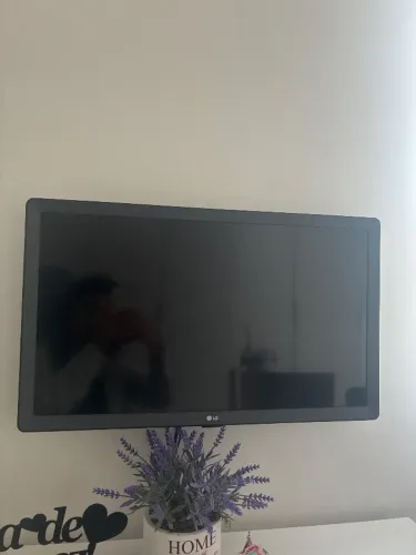 TV LG 24 polegadas Smart