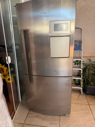 Geladeira Brastemp Inverse Inox Frost Free - Grande, Completa e Funcionando!