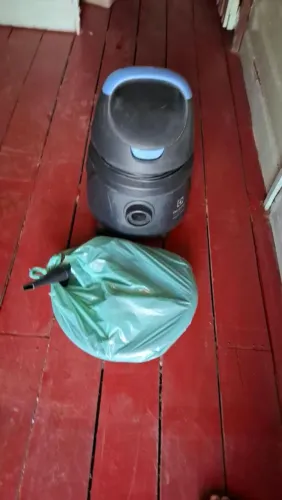 Vendo aspirador novo comprei na domestilar.faco entrega..valor 150