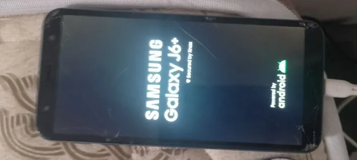 Vendo Samsung Galaxy J6+/ aceito ofertas