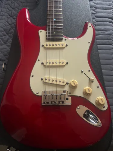 Fender Stratocaster American Deluxe 