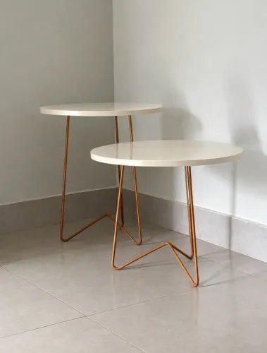 Mesas laterais pra decoração 