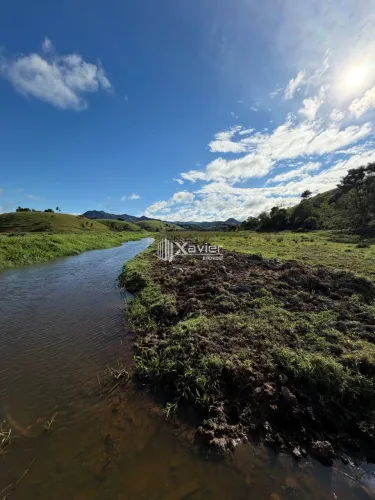 Terreno rural à venda com 80.000 m² em Jabaquara, Anchieta/ES, 80% de baixada, rio, curral