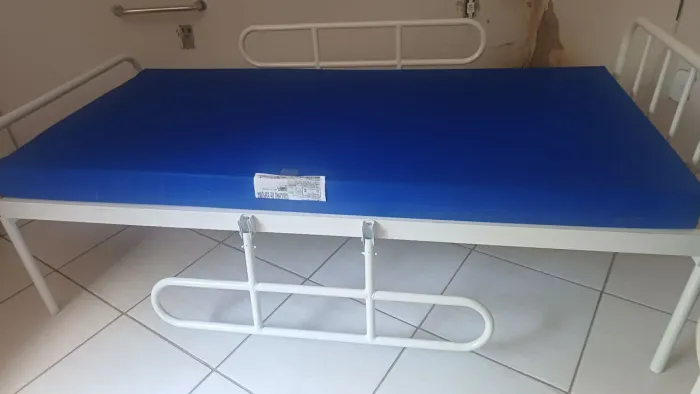 Cama hospitalar