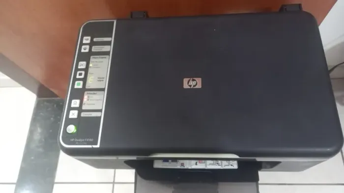 Impressora HP Deskjet F4180 com defeito na placa usada.