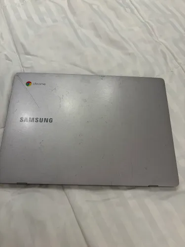Chromebook Samsung com defeito