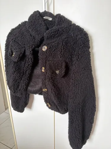 Casaco pelúcia preto
