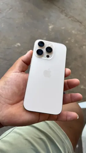 VENDO IPHONE 16 PRO 128