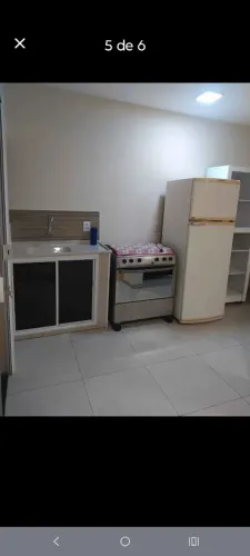 Alugo quitinete mobiliada com água, energia e internet incluso. Para homens 