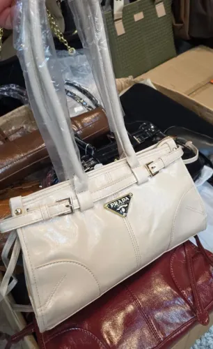 Bolsa Estilo Prada Bonnie mini Linha Importada