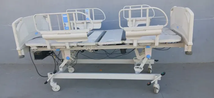 Cama hospitalar eletrica ril-rom