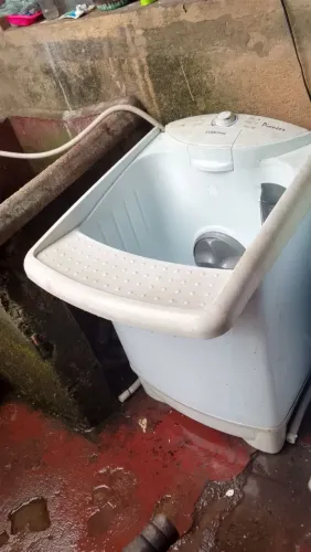 Tanquinho d lavar roupa