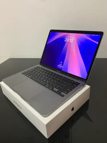 MacBook Air M1 (256gb)