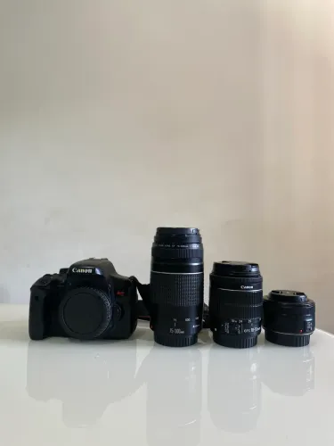 Câmera Canon T6i