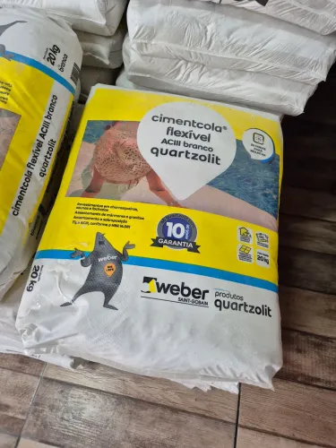 Argamassa Cimentcola flexível ACIII Branco Quartzolit