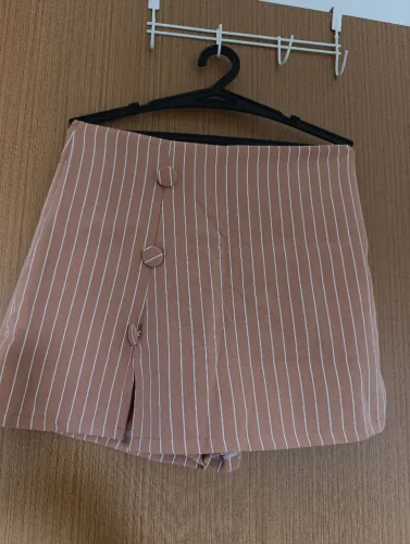 Short saia 