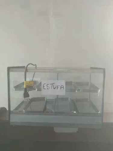 ESTUFA DUPLA 8 BANDEIJAS ( USADA ).