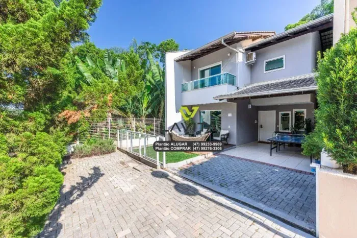 Condomínio fechado - Casa com 3 dormitórios, 180 m² - Vorstadt - Blumenau/SC