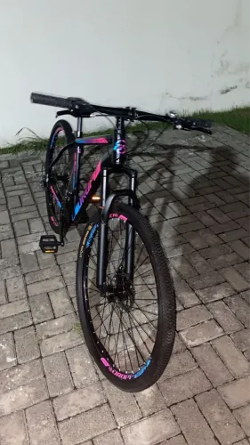 Vende-se Bicicleta pouco usada.