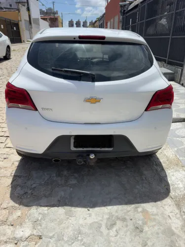 Chevrolet Onix Hatch Advantage 1.4 8V Flex Aut. 4P 2018